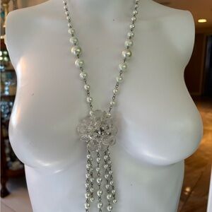 Elegant Silver Pearl Necklace with Floral Pendant